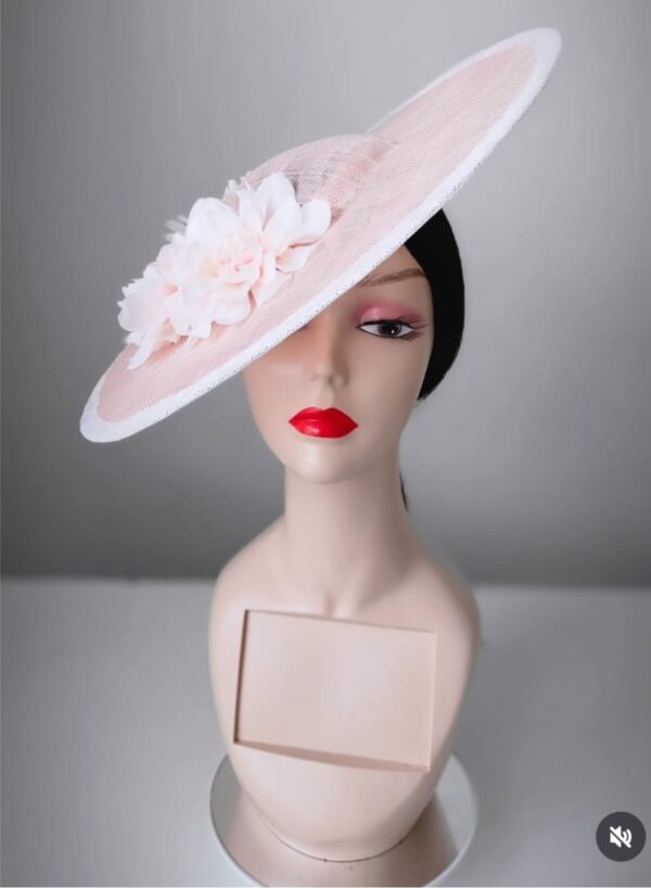 Baby pink and white wide-brim hat