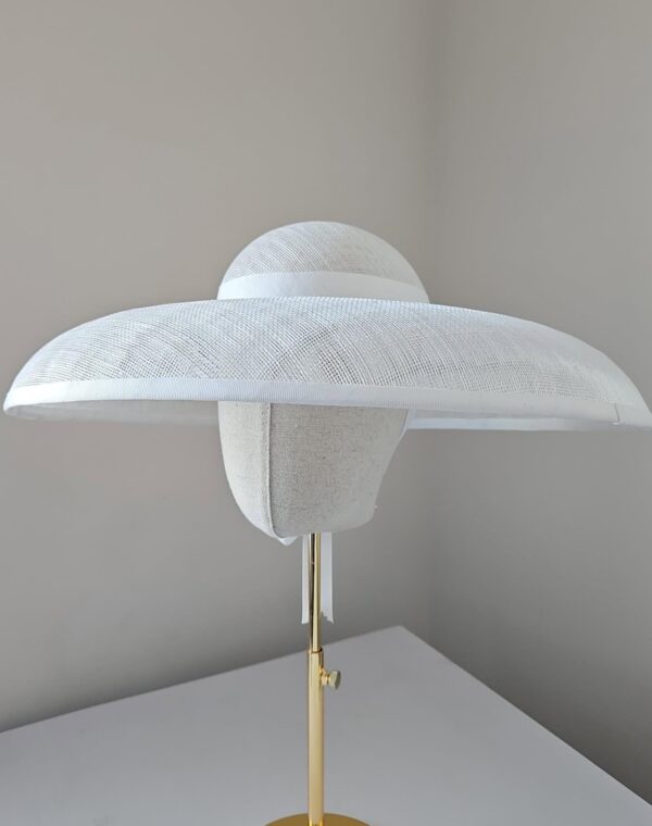 Summer ready to wear white hat