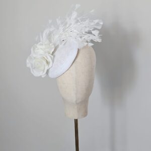 Baby pink and white wide-brim hat